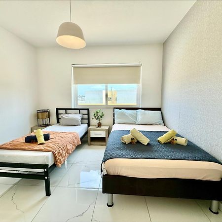 Mive Luxury Sea View Penthouse Apartment Gzira Bagian luar foto