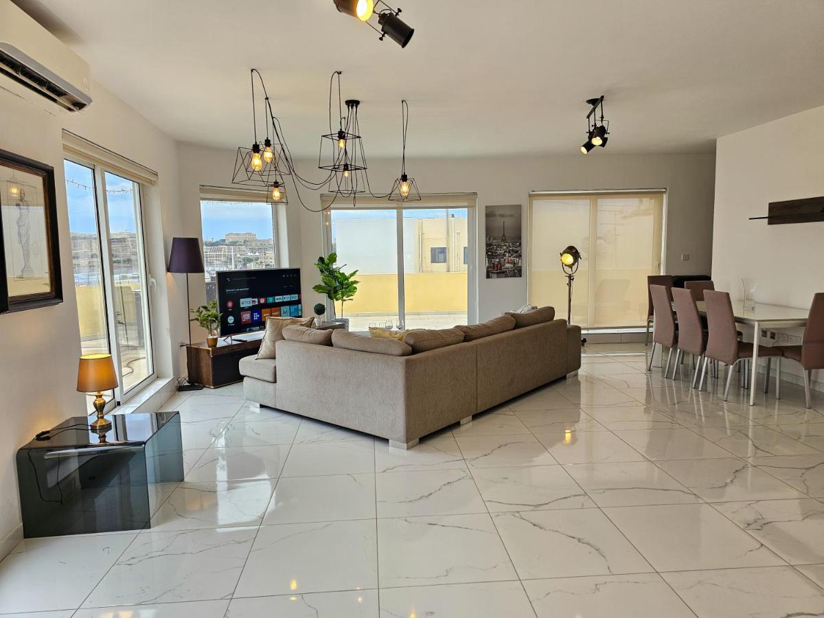 Mive Luxury Sea View Penthouse Apartment Gzira Bagian luar foto