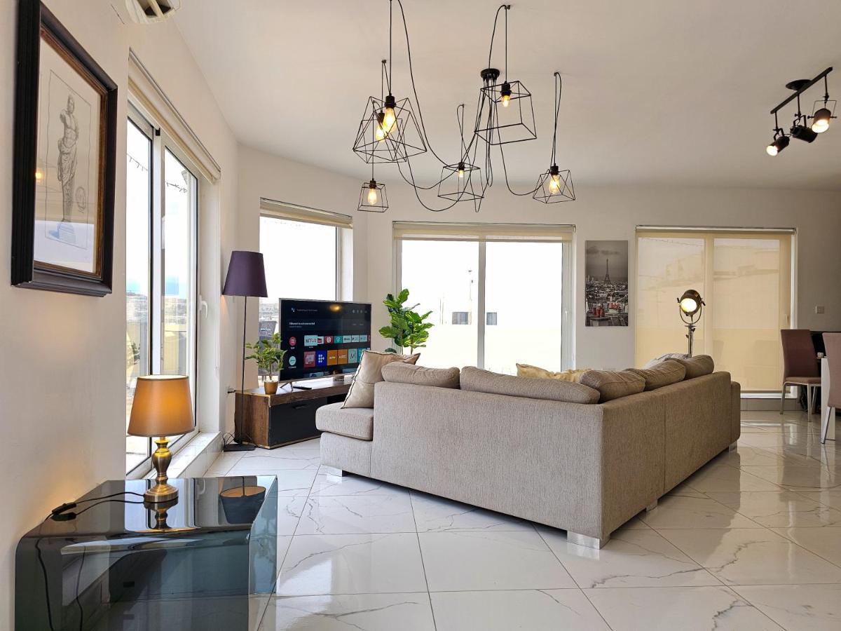 Mive Luxury Sea View Penthouse Apartment Gzira Bagian luar foto