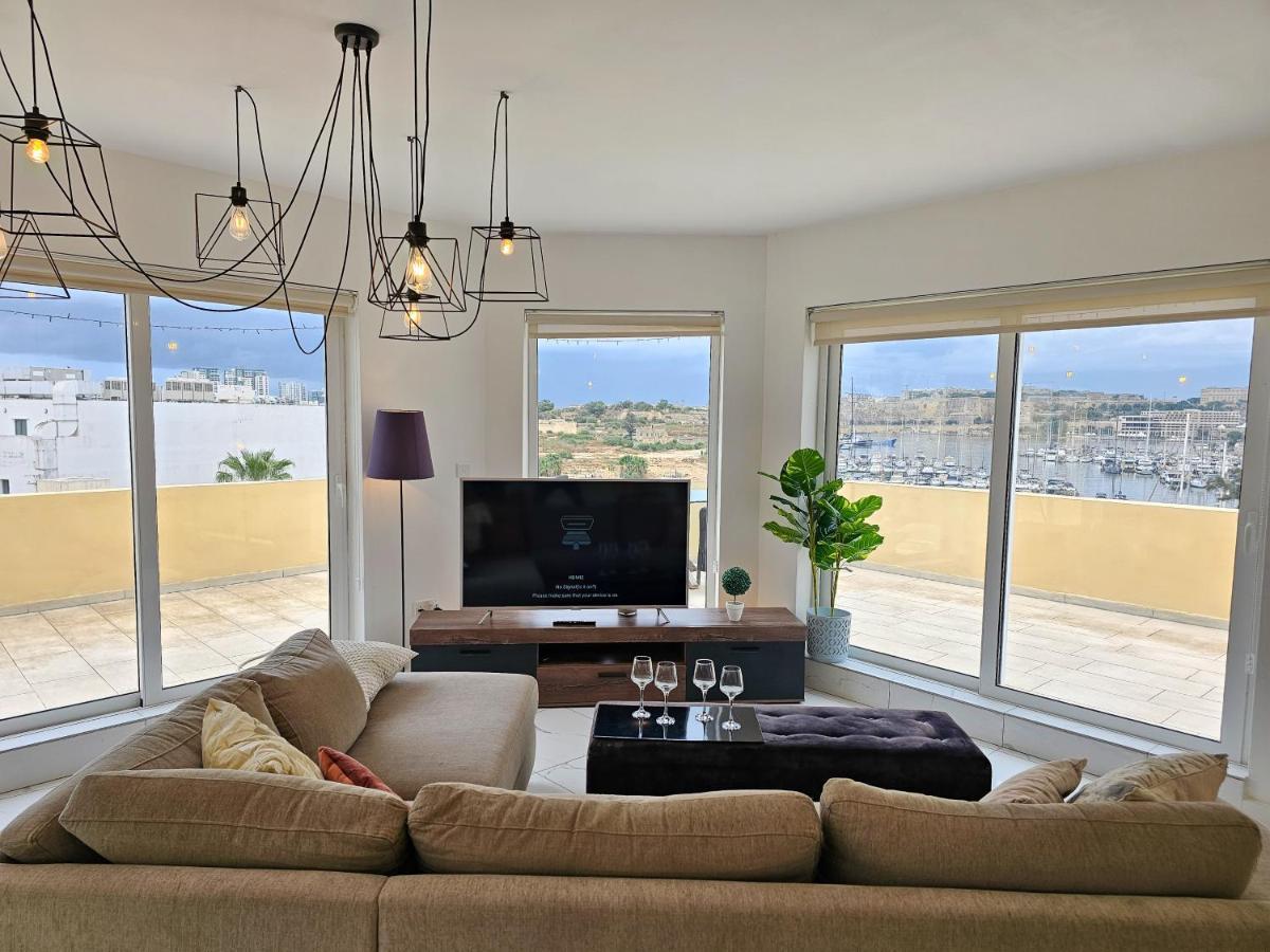 Mive Luxury Sea View Penthouse Apartment Gzira Bagian luar foto