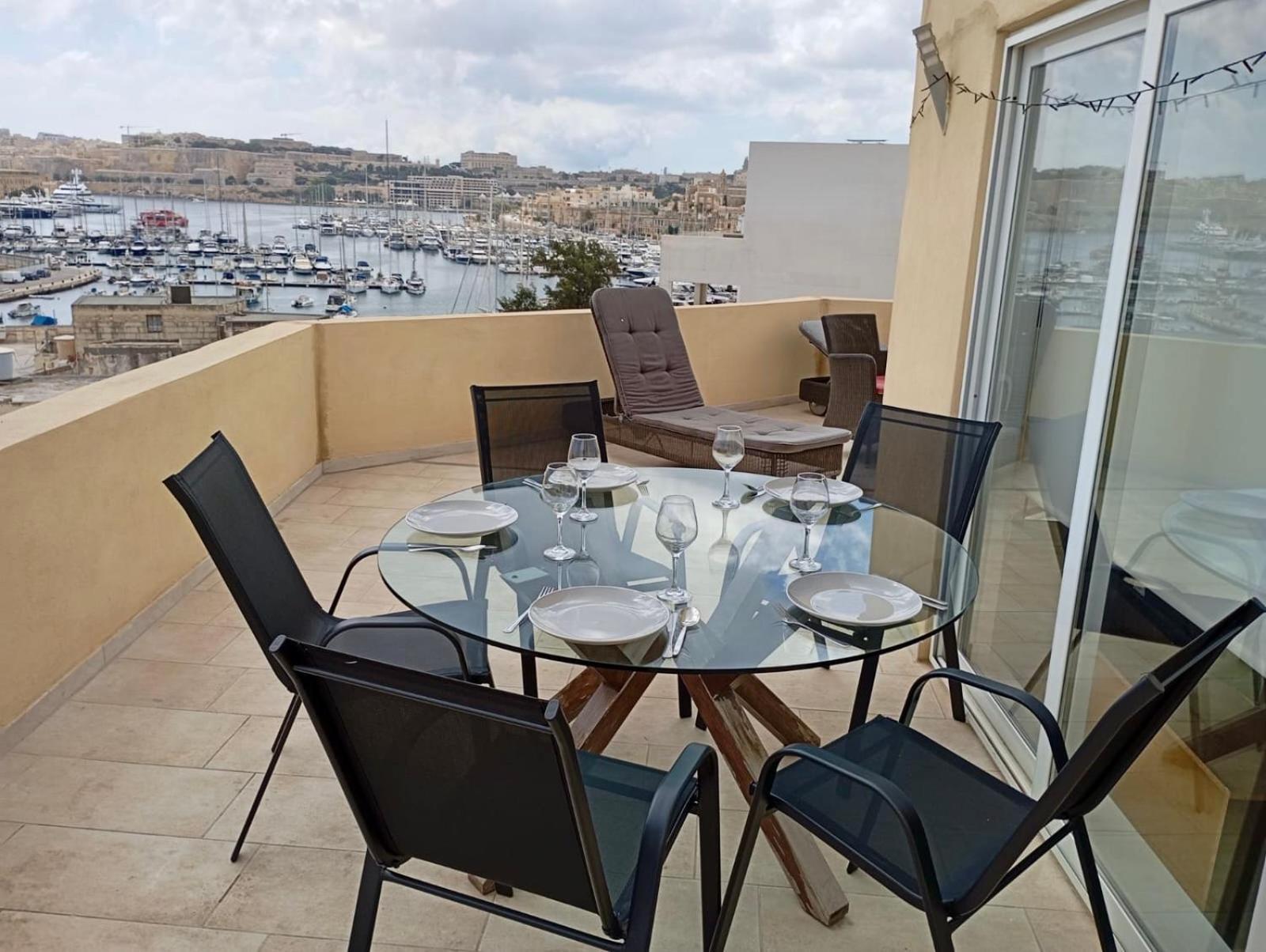 Mive Luxury Sea View Penthouse Apartment Gzira Bagian luar foto