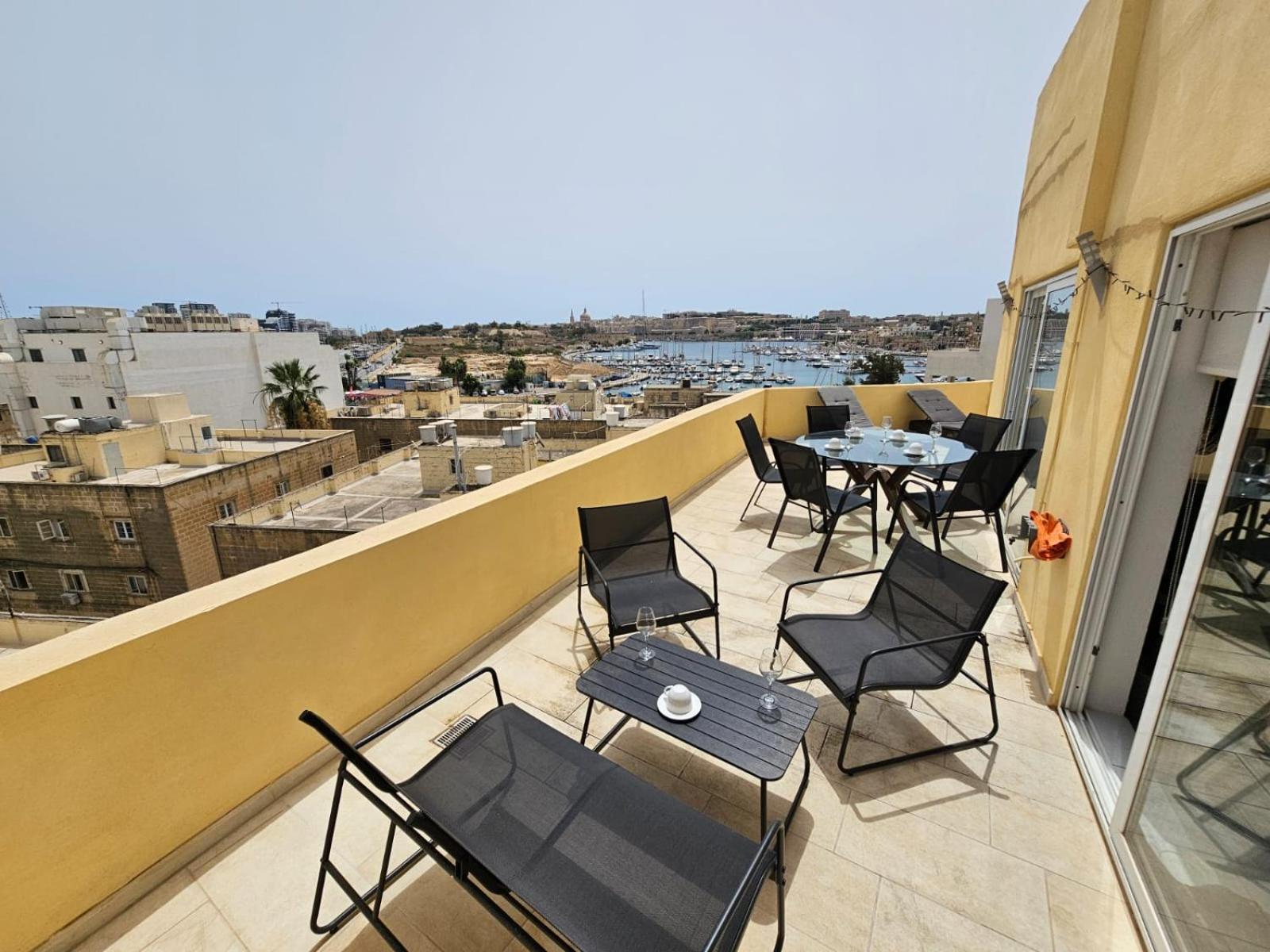 Mive Luxury Sea View Penthouse Apartment Gzira Bagian luar foto