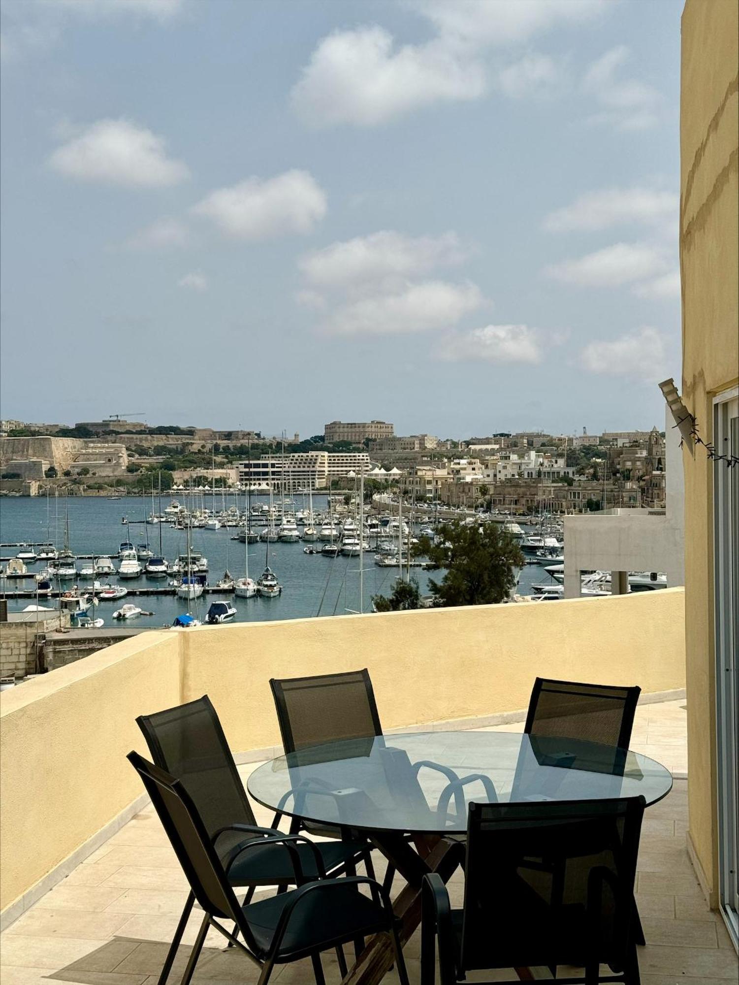 Mive Luxury Sea View Penthouse Apartment Gzira Bagian luar foto